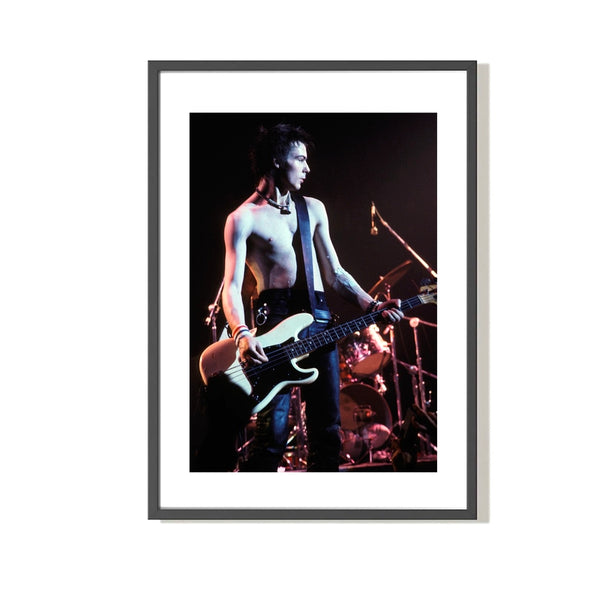 Sid Vicious of the Sex Pistols at Winterland, 1978 – LA MAISON REBELLE