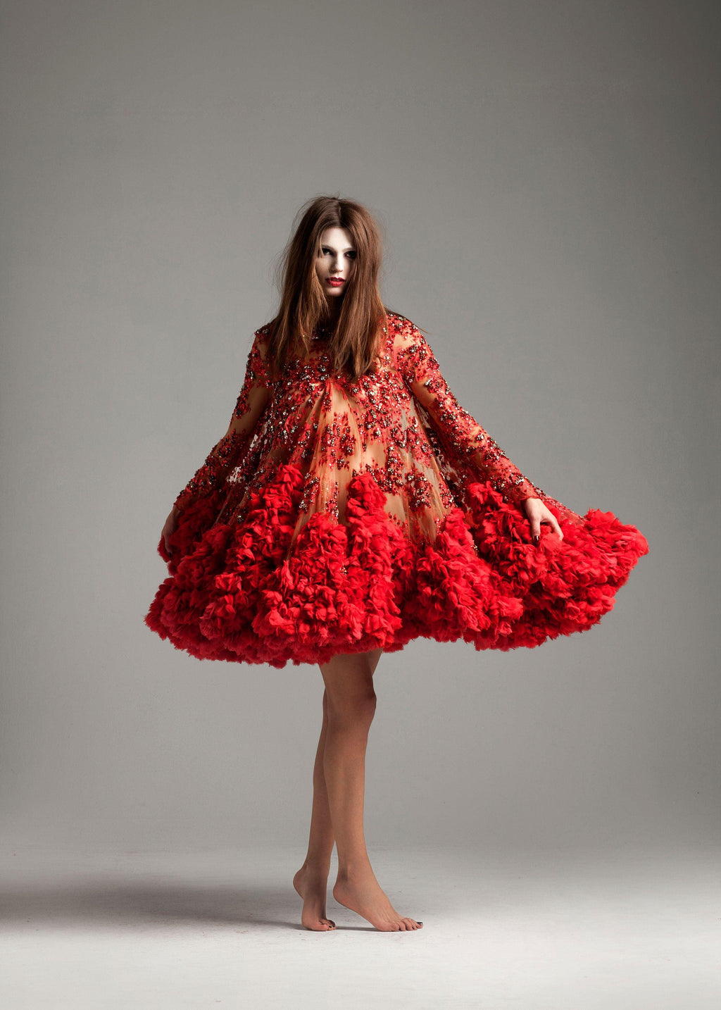 red dress fashion photography Underwater Fashion Portraits in a Red Dress | Bahar